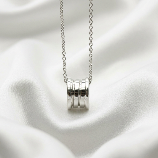 Bvlgari B.zero1 Necklace White Gold (18K) No Stone Men,Women Fashion Pendant Necklace (Silver)