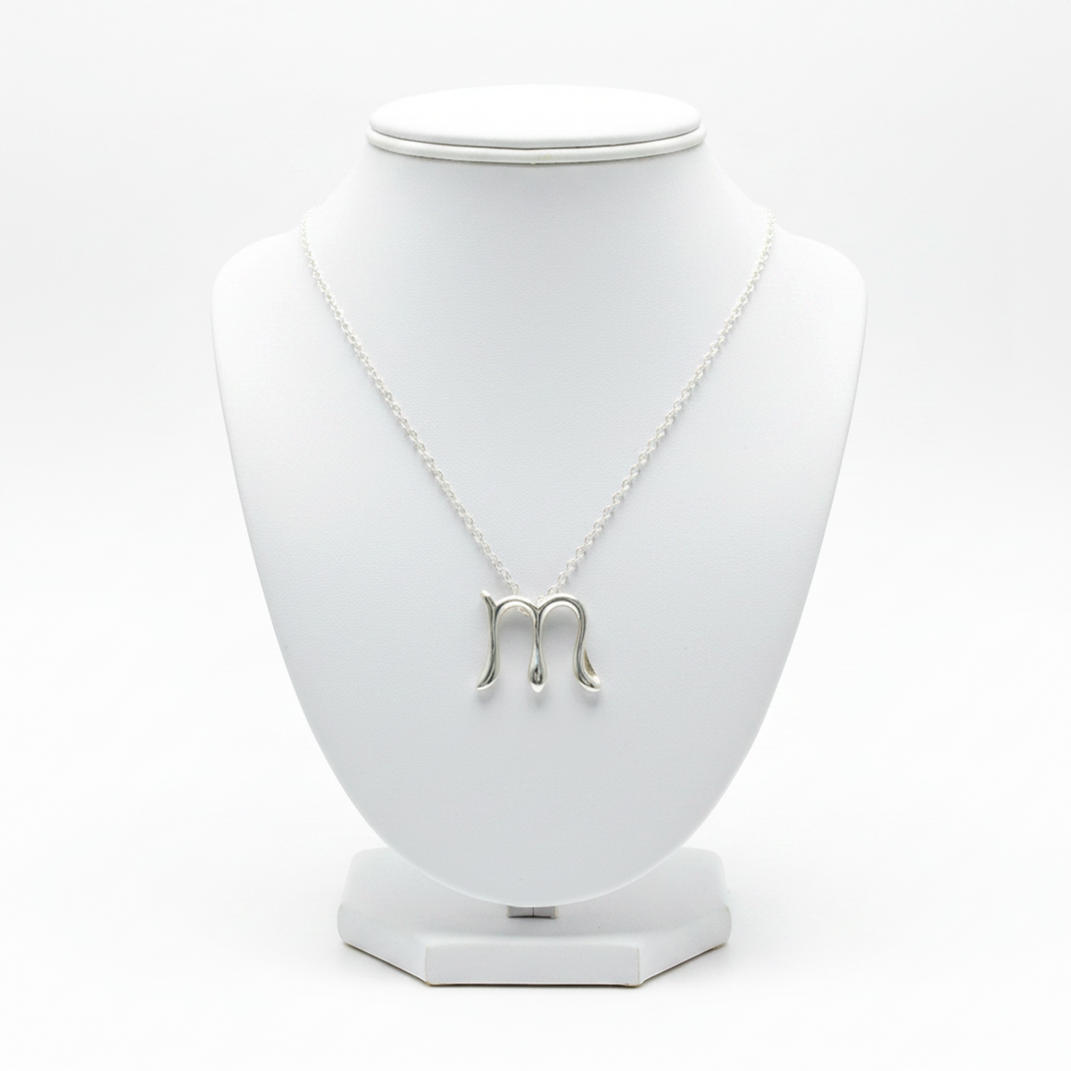Tiffany Silver Letter Necklace "M" Silver 925 No Stone Men,Women Fashion Pendant Necklace (Silver)