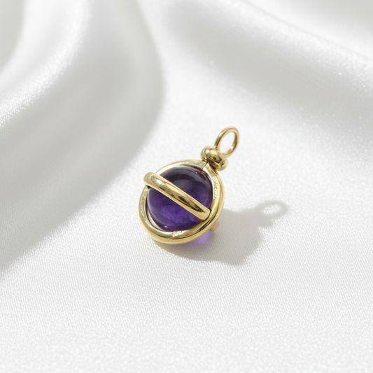 Pomellato Amethyst Charm Yellow Gold (18K) Amethyst Men,Women Fashion Pendant Necklace (Gold)
