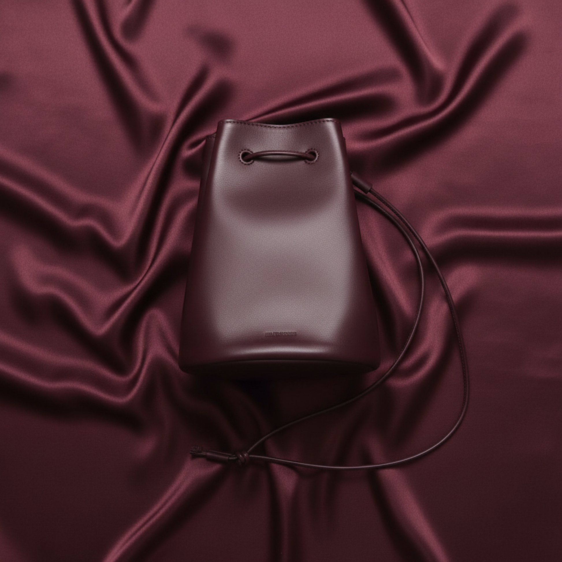 Jil Sander Crossbody Drawstring Bag J25WG0009 P5712 Men,Women Leather Handbag,Shoulder Bag Wine