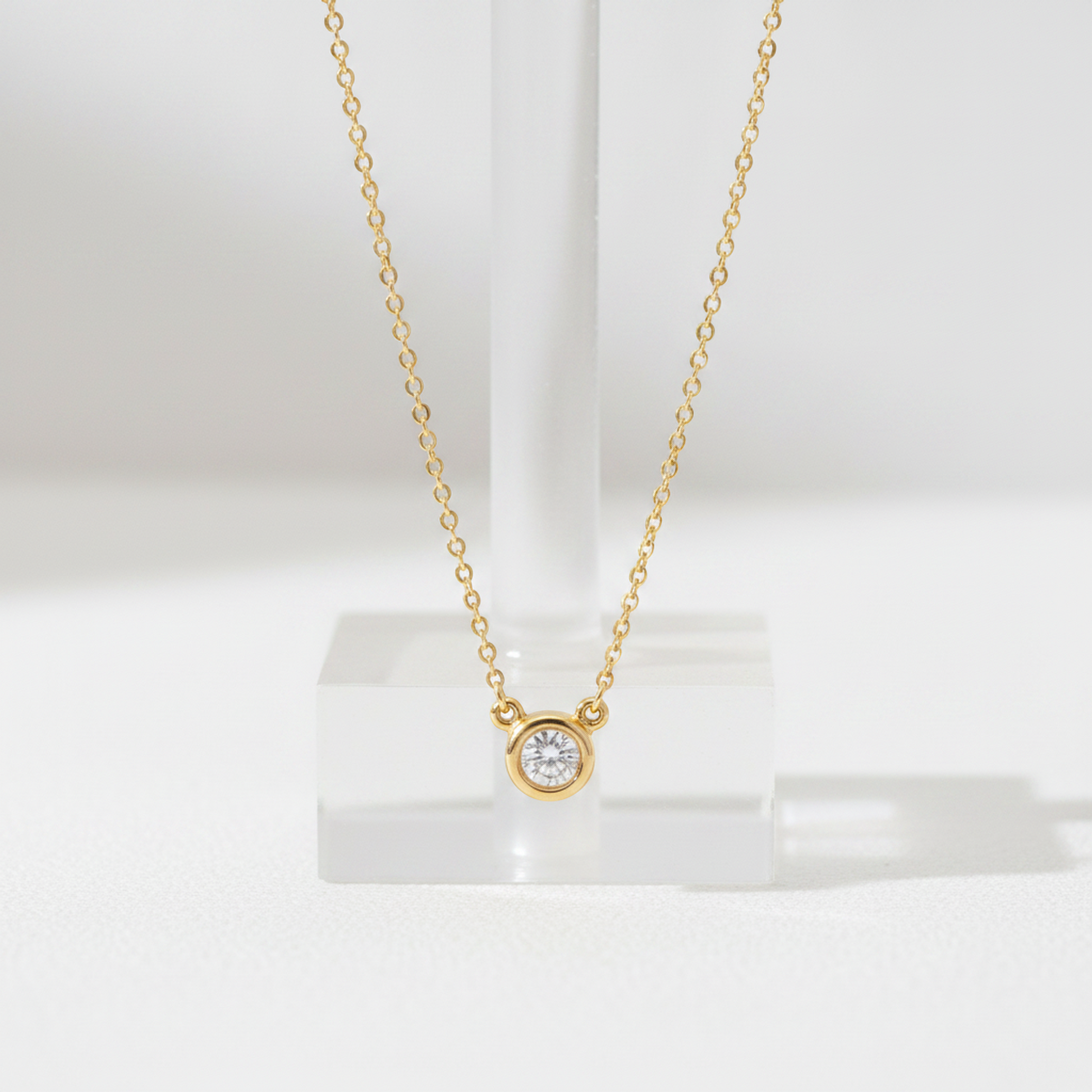 Tiffany Diamonds By The Yard Pink Gold (18K) Diamond Men,Women Fashion Pendant Necklace (Pink Gold)