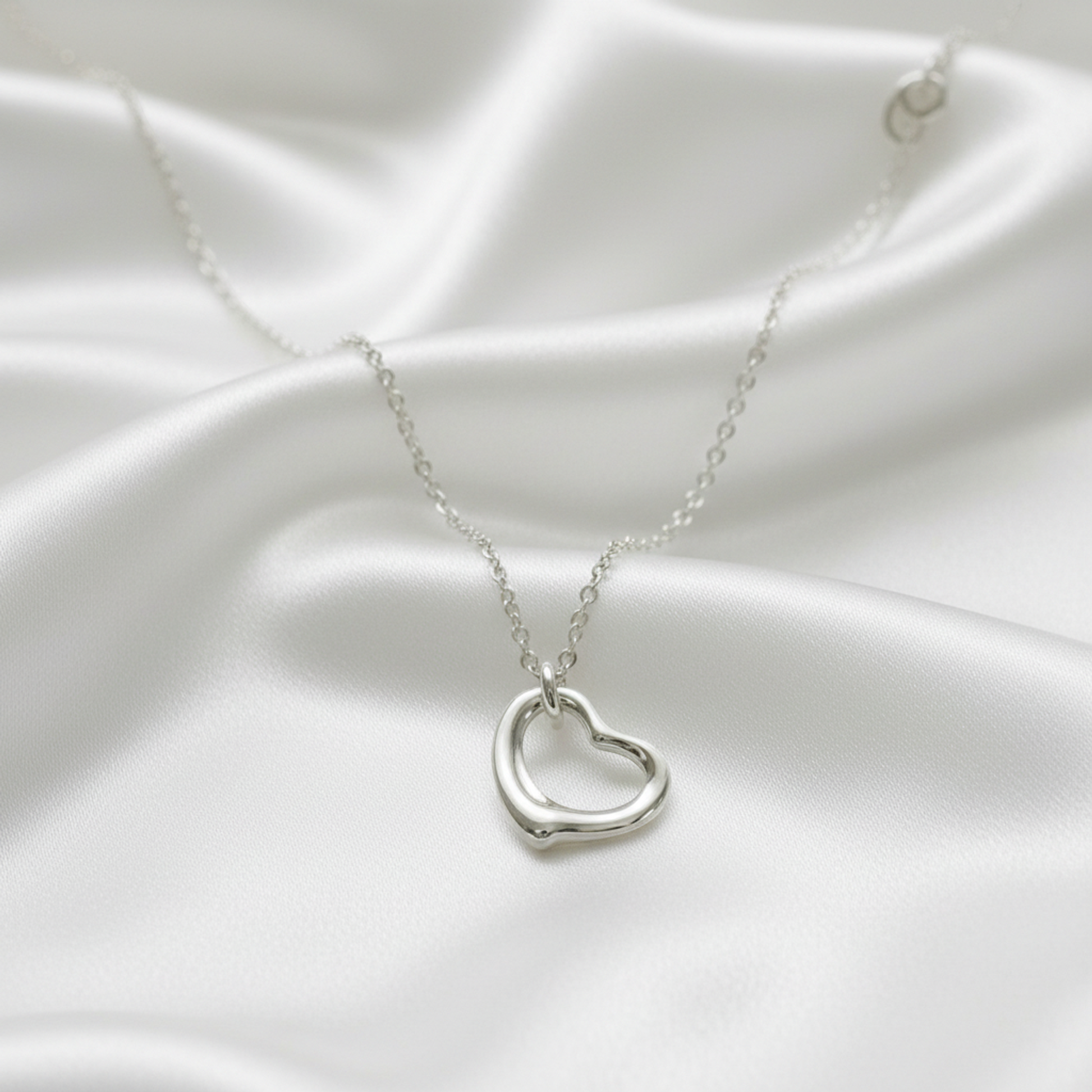 Tiffany Open Heart Platinum No Stone Men,Women Fashion Pendant Necklace (Silver)