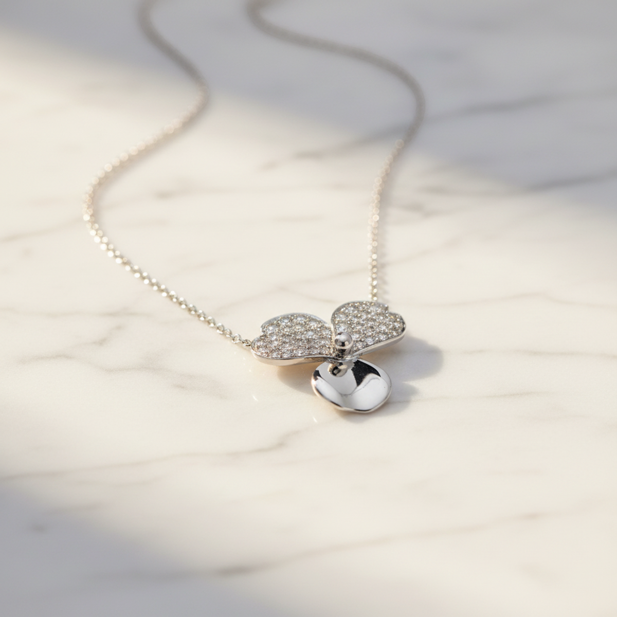 Tiffany Paper Flower Diamond Necklace Platinum Diamond Men,Women Fashion Necklace (Silver)