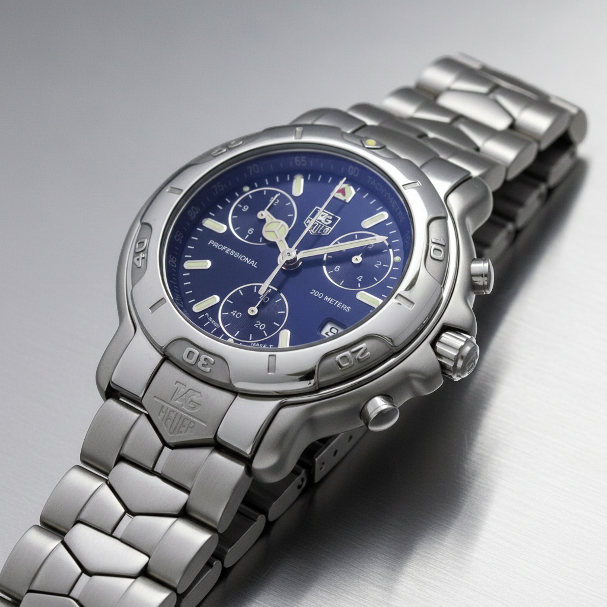 TAG HEUER 6000 Chronogragh Steel Quartz Mens Watch CH1111 Polished