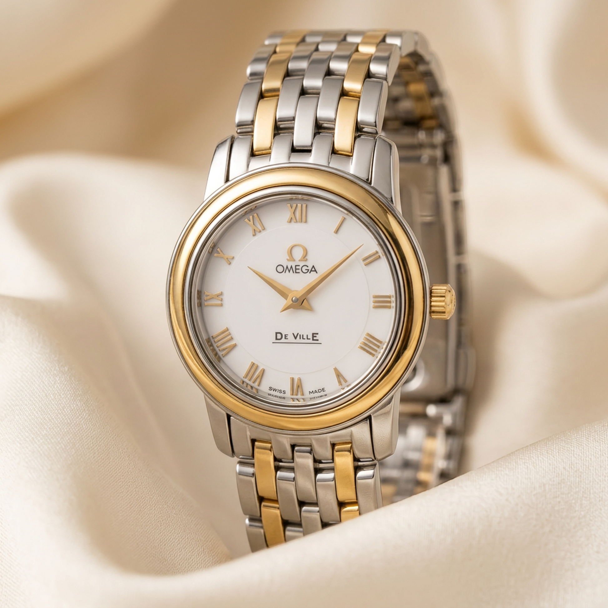 OMEGA De Ville Prestige MOP 18K Gold Steel Quartz Ladies Watch 424.20.24.60.05.001 Polished