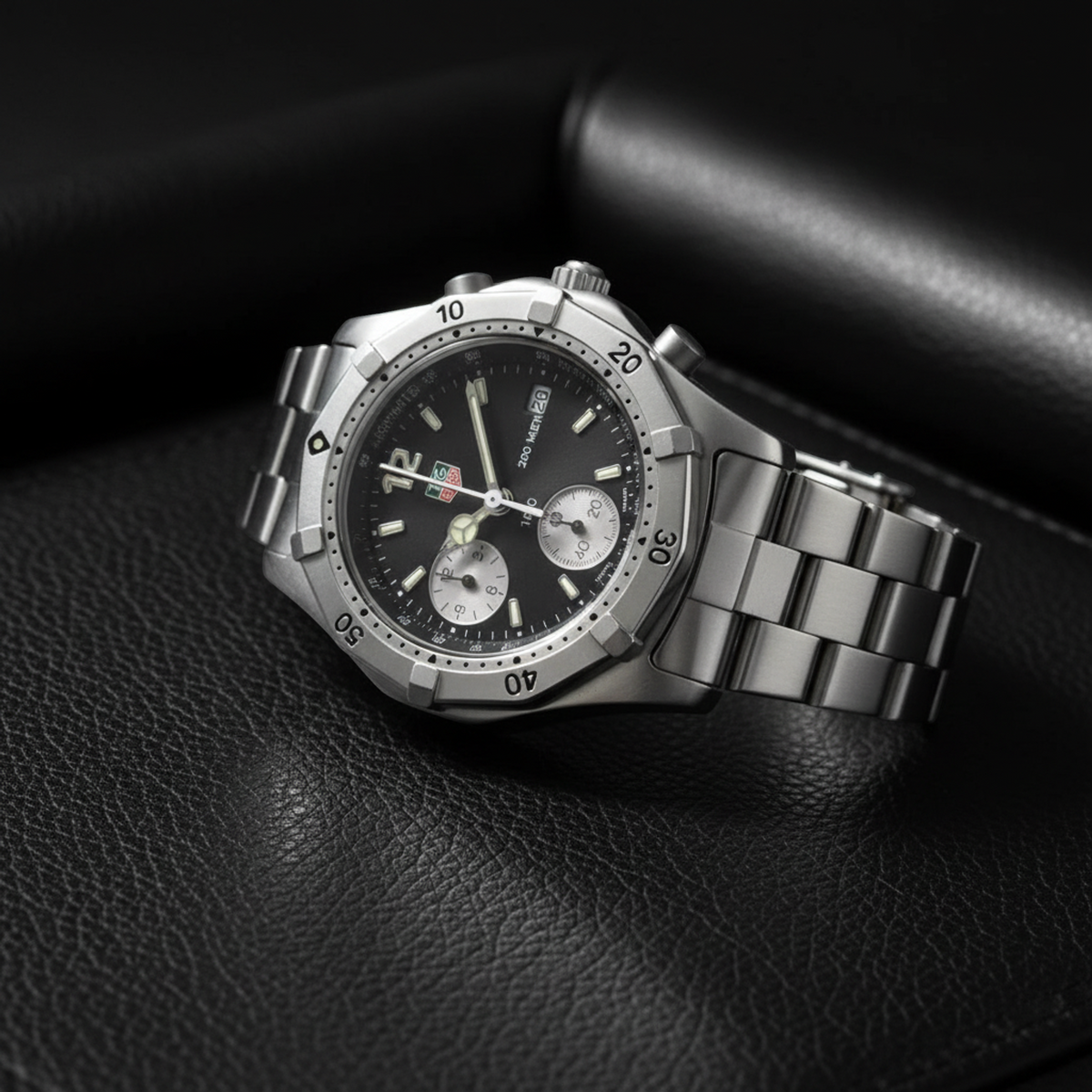 TAG HEUER 2000 Classic Professional Chronograph Watch CK1110
