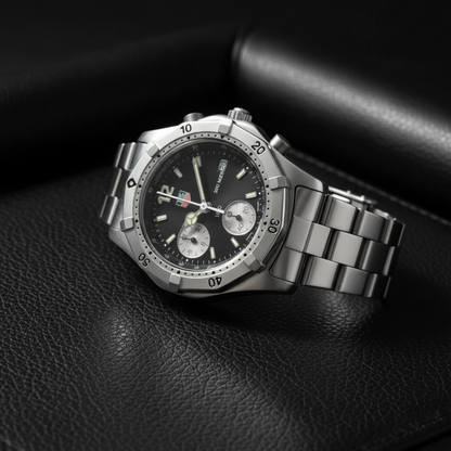 TAG HEUER 2000 Classic Professional Chronograph Watch CK1110