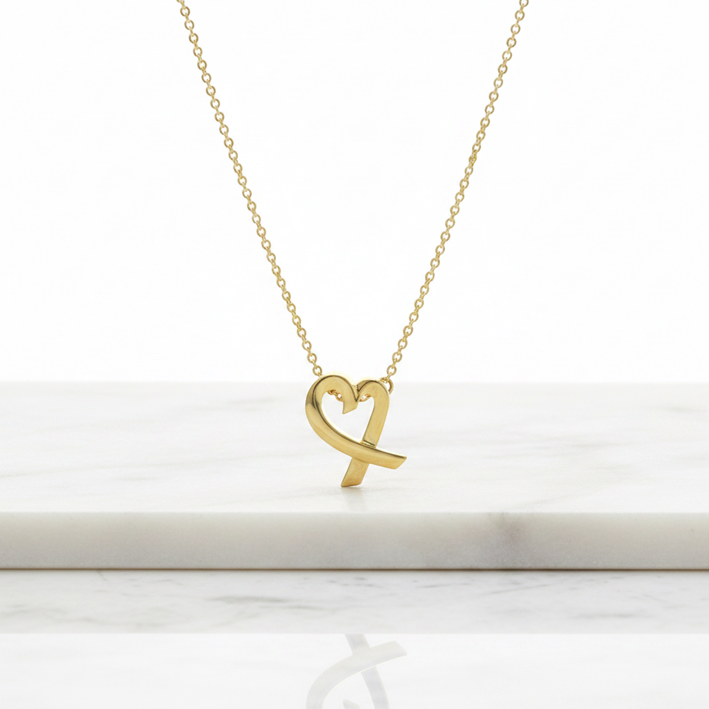 Tiffany Loving Heart Yellow Gold (18K) No Stone Women,Men Fashion Pendant Necklace (Gold)