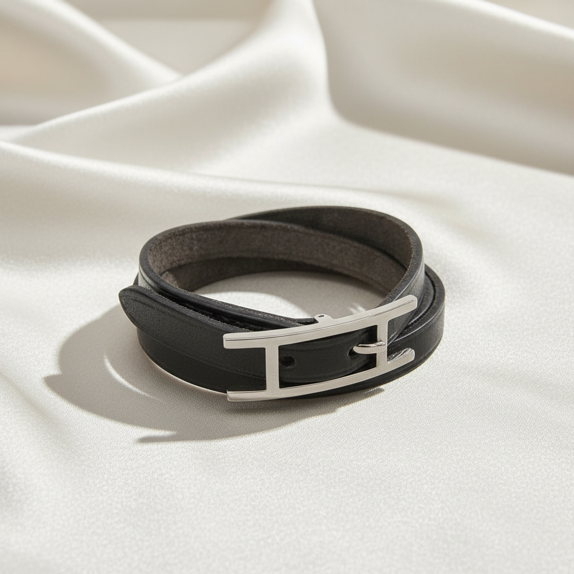Hermes Hapi III Choker Leather,Metal Bangle Silver,Black