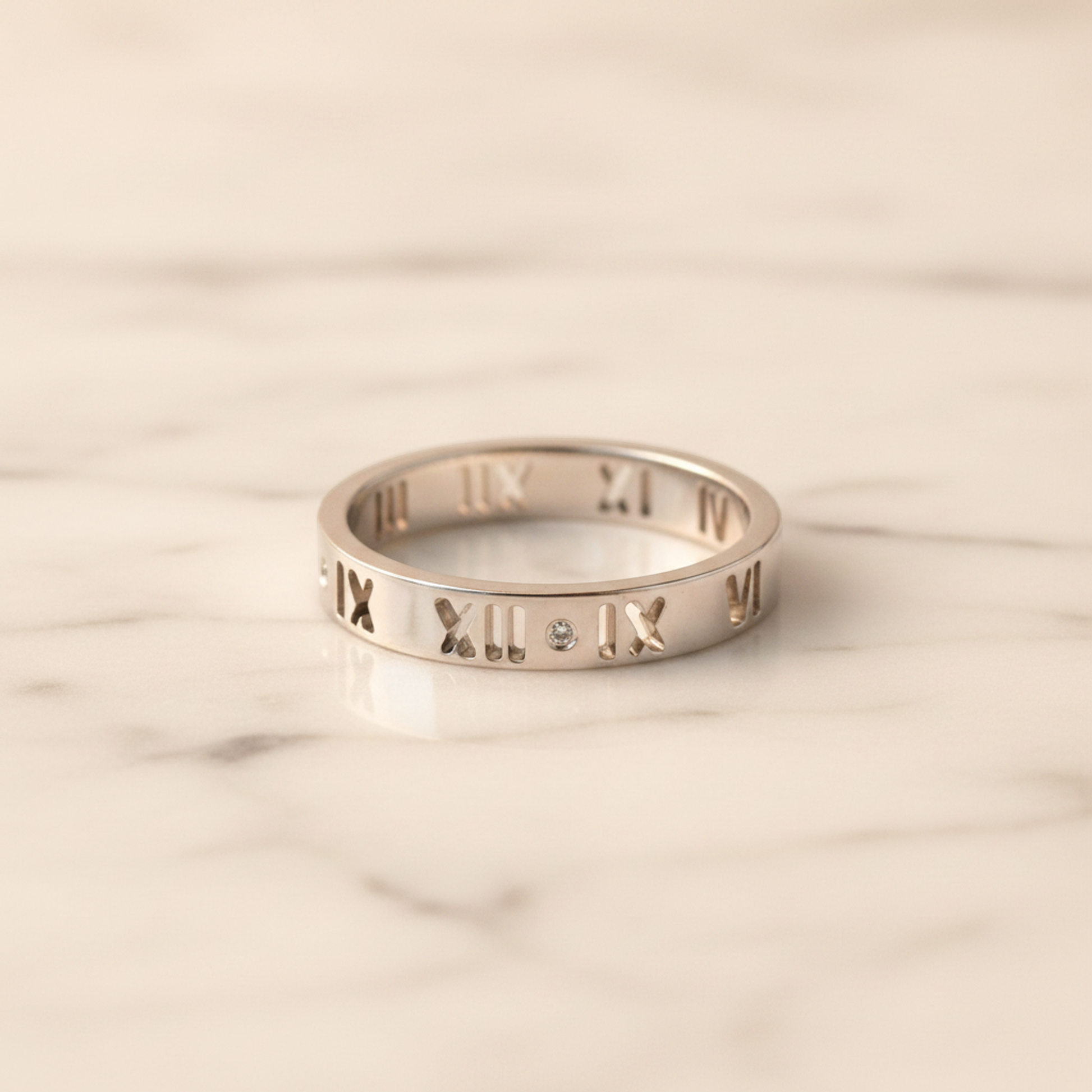 Tiffany Atlas Pierced Diamond Ring White Gold (18K) Fashion Diamond Band Ring Silver