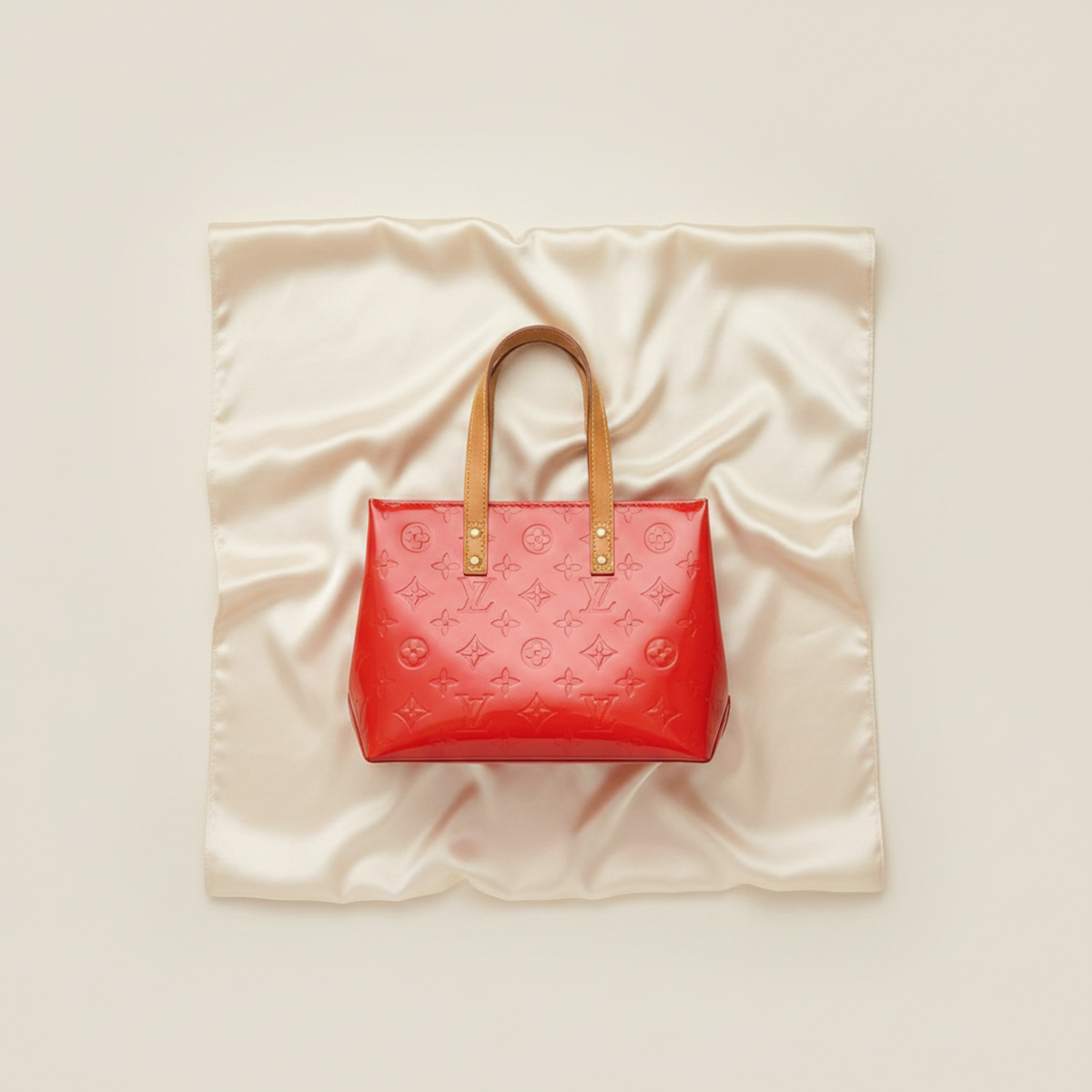 Louis Vuitton Monogram Vernis Reade PM M91088 Women's Handbag Rouge