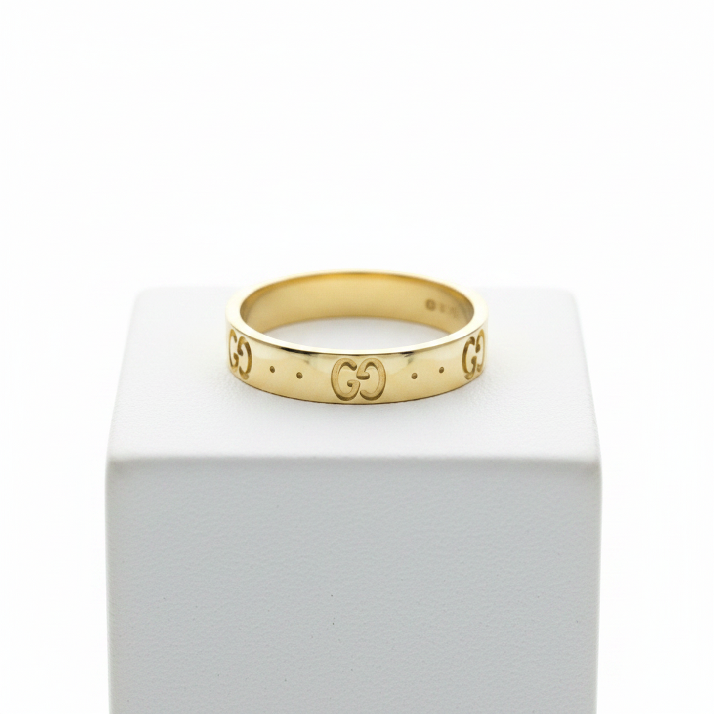 Gucci Icon Yellow Gold (18K) Fashion No Stone Band Ring Gold