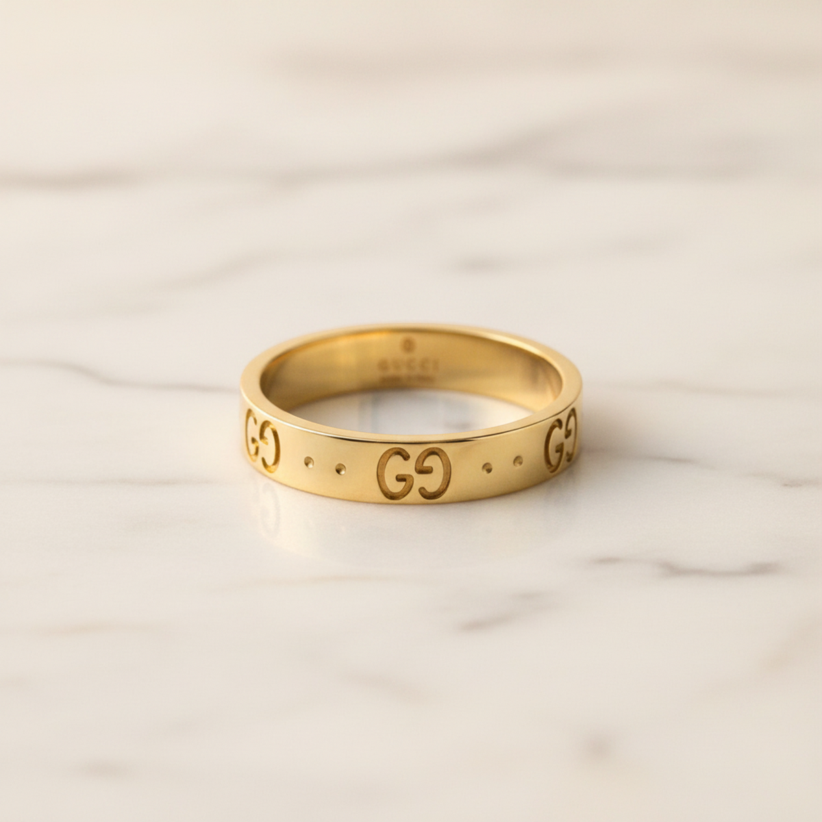 Gucci Icon Yellow Gold (18K) Fashion No Stone Band Ring Gold