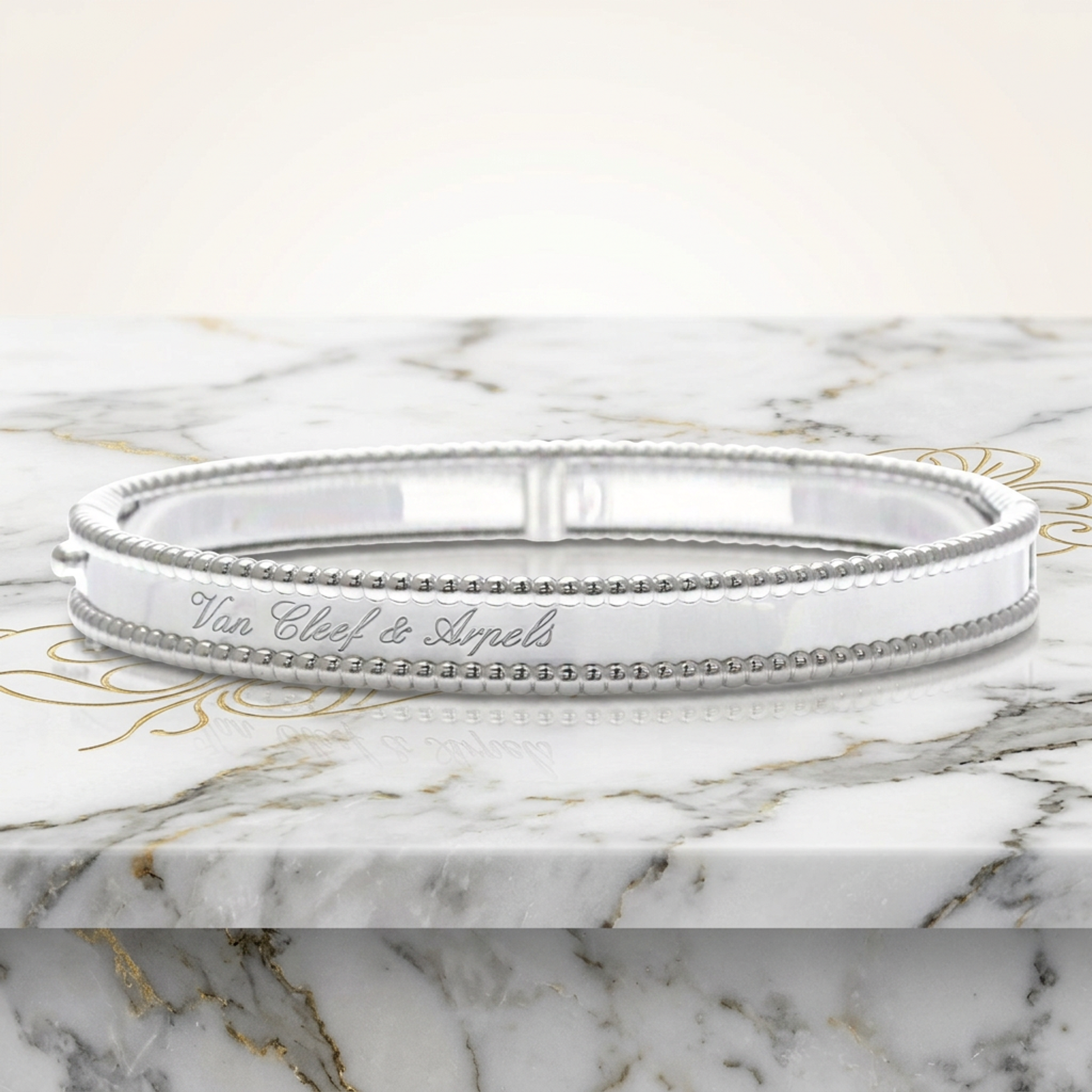 Van Cleef & Arpels Perle Signature Bracelet White Gold (18K) No Stone Bangle Silver