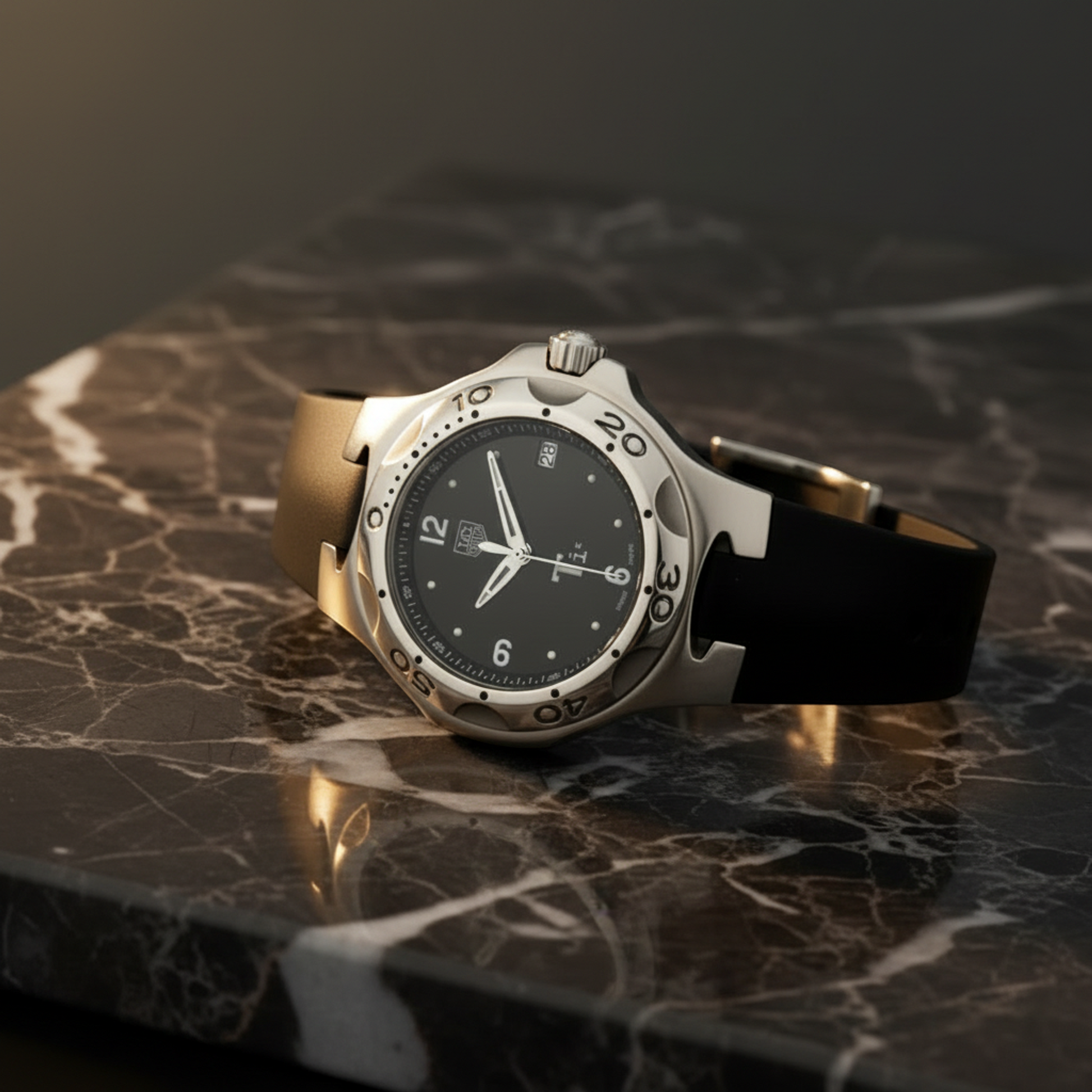 TAG HEUER Kirium Titanium Rubber Quartz Mens Watch WL1180 (外装仕上げ済み)
