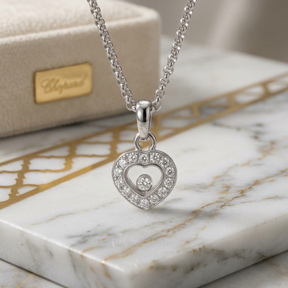 Chopard Happy Diamonds Heart Diamond Necklace 79/1084 White Gold (18K) Diamond Men,Women Fashion Pendant Necklace (Silver)