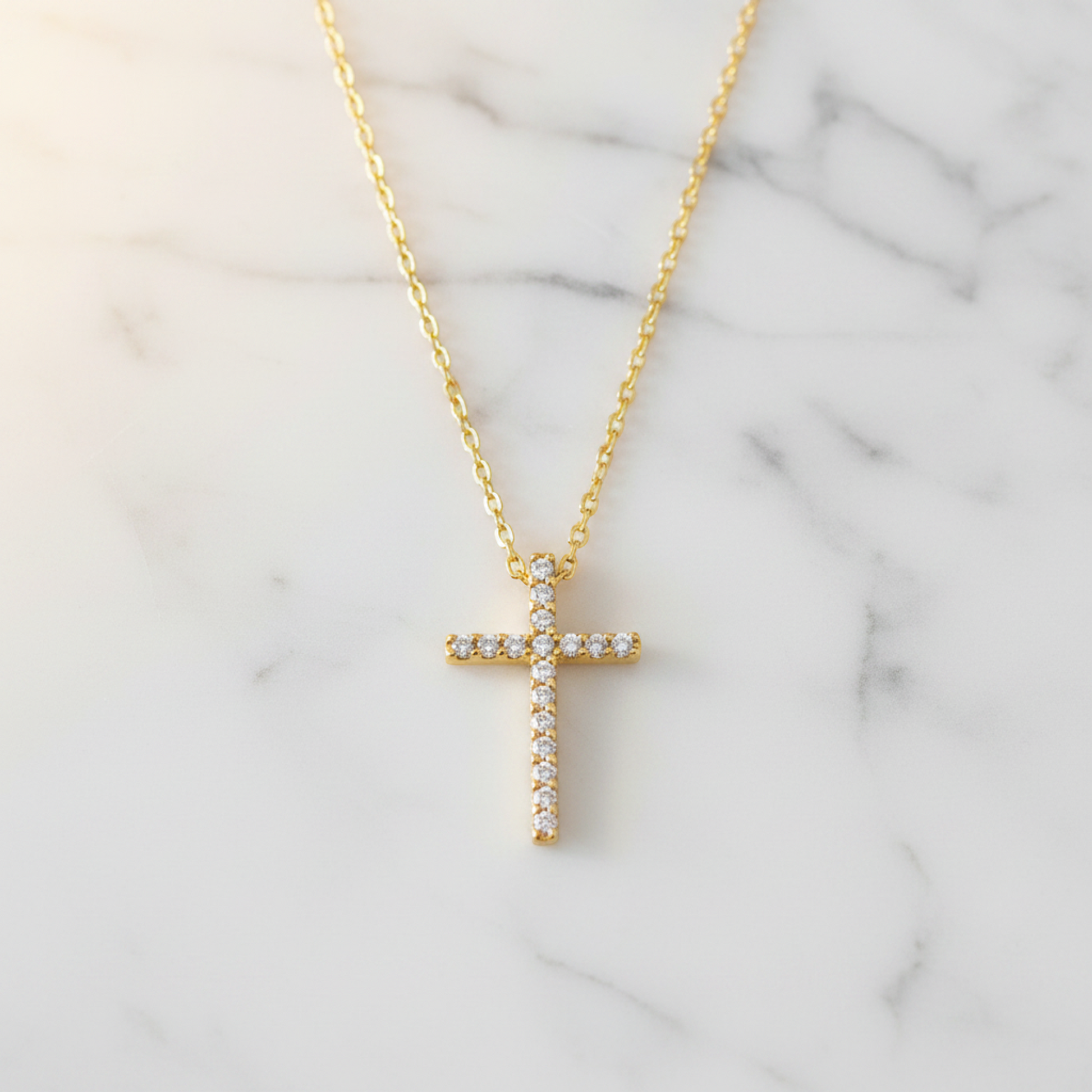 Star Jewelry Cross Diamond Necklace Yellow Gold (18K) Diamond Men,Women Fashion Pendant Necklace (Gold)