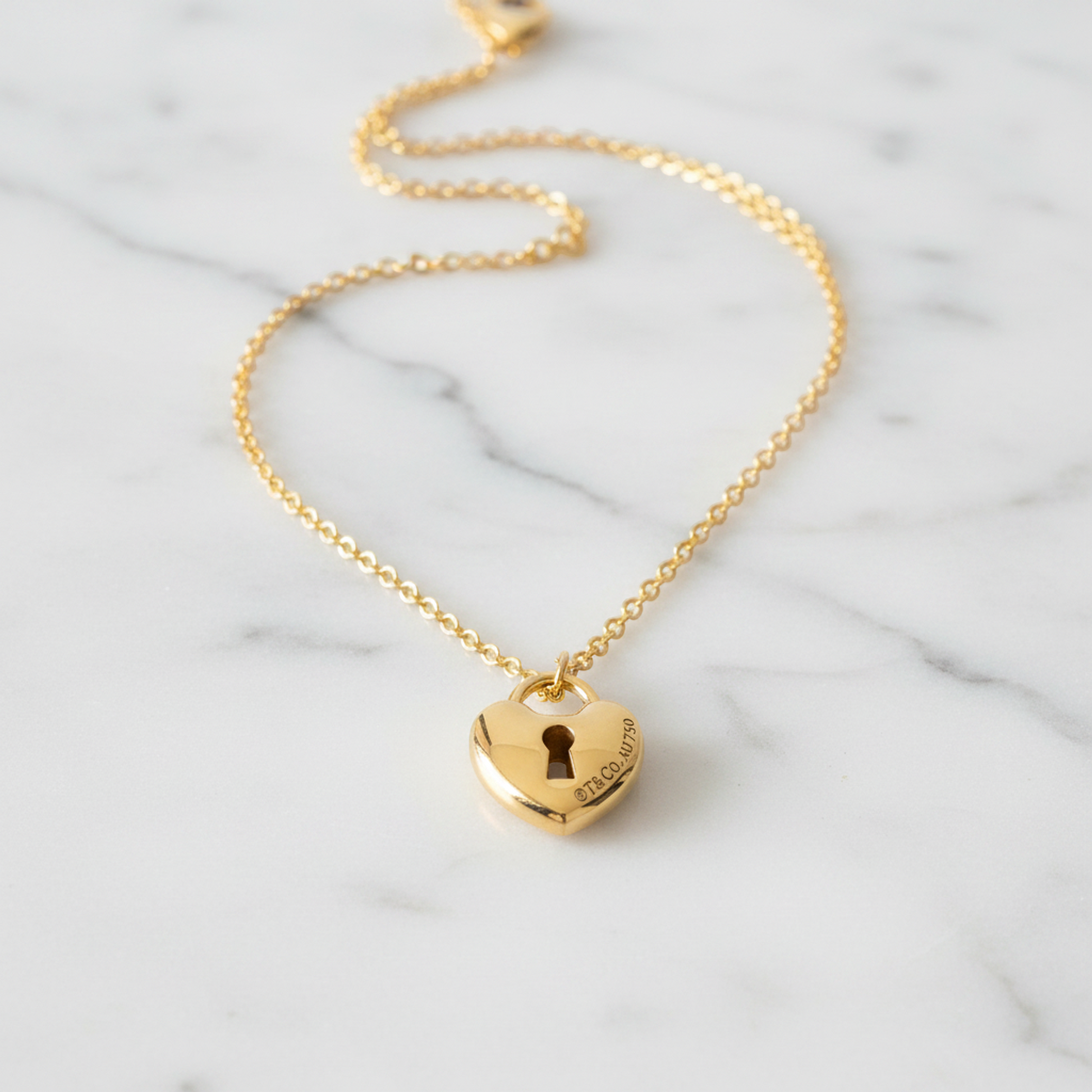 Tiffany Mini Lock Heart Necklace Pink Gold (18K) No Stone Men,Women Fashion Pendant Necklace (Pink Gold)