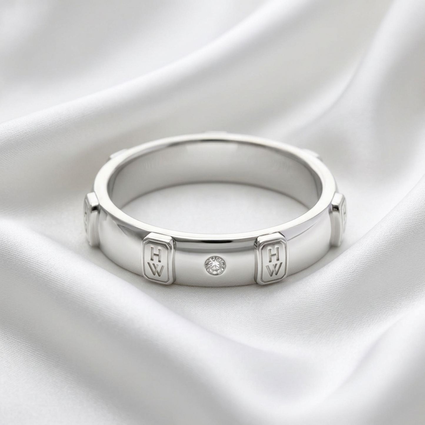 Harry Winston HW Logo Band Diamond Ring White Gold (18K) Fashion Diamond Band Ring Silver