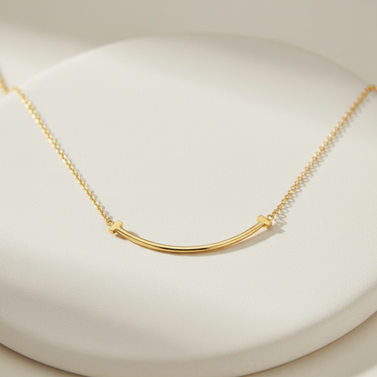 Tiffany Tiffany T Smile Necklace Small Yellow Gold (18K) No Stone Men,Women Fashion Pendant Necklace (Gold)