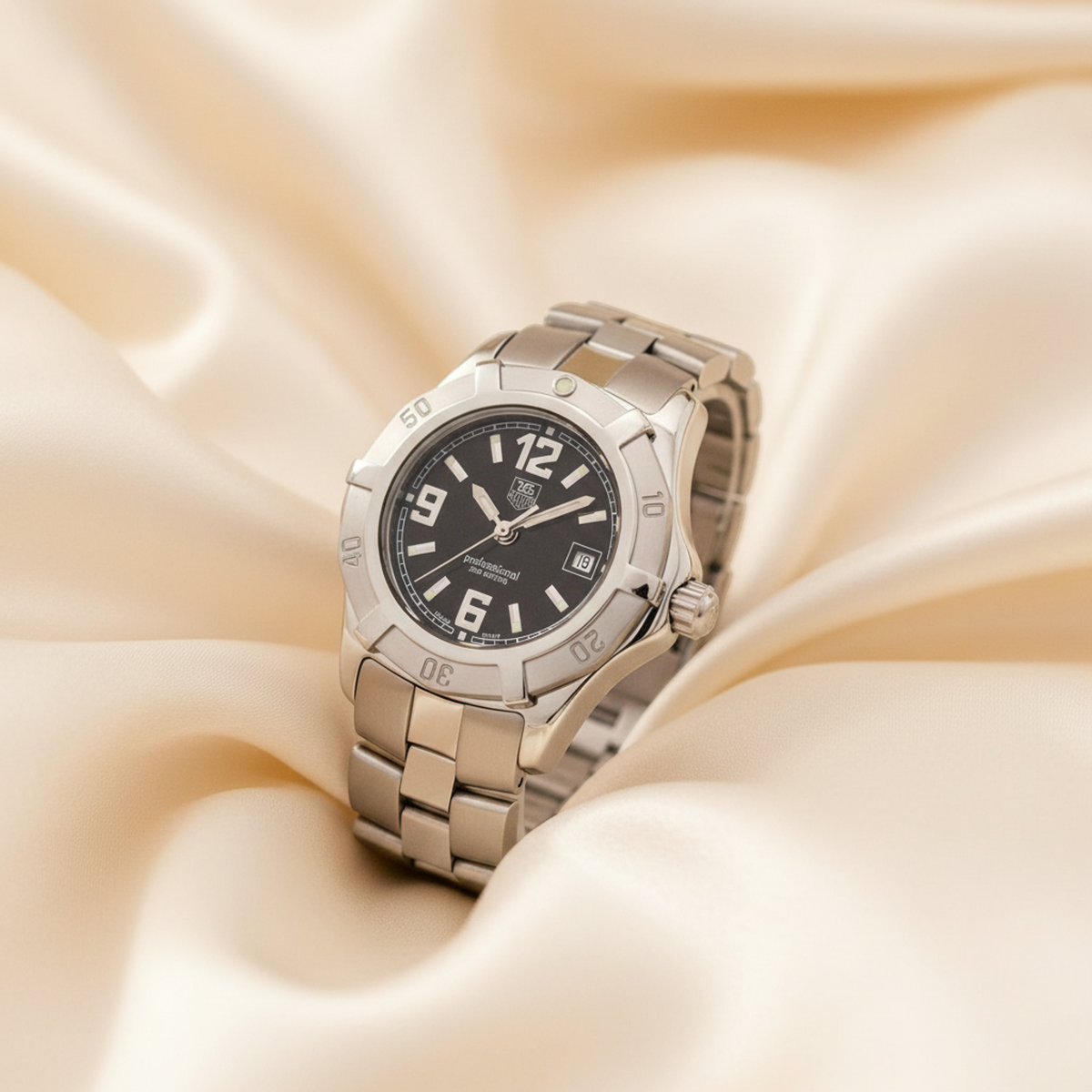 TAG Heuer 2000 Exclusive Steel Quartz Ladies Watch WN1310 Polished
