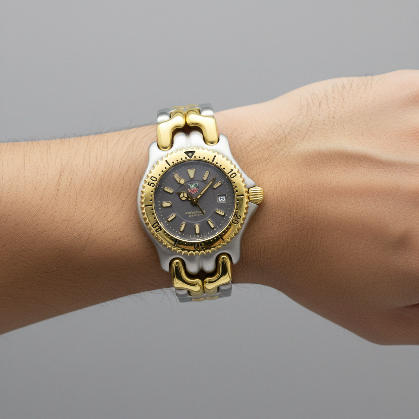 TAG HEUER Sel 200M Gold Plated Steel Ladies Watch WG1320 Polished