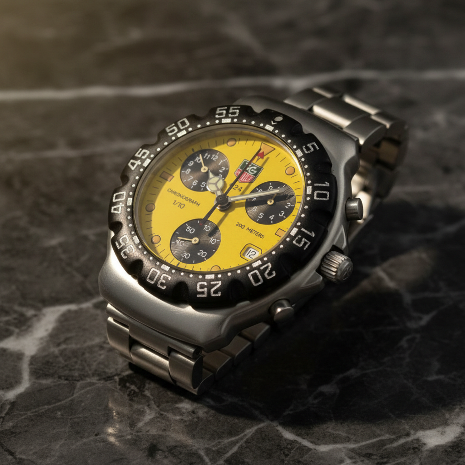 TAG HEUER 2000 Formula 1 Chronograph Steel Quartz Mens Watch CA1212