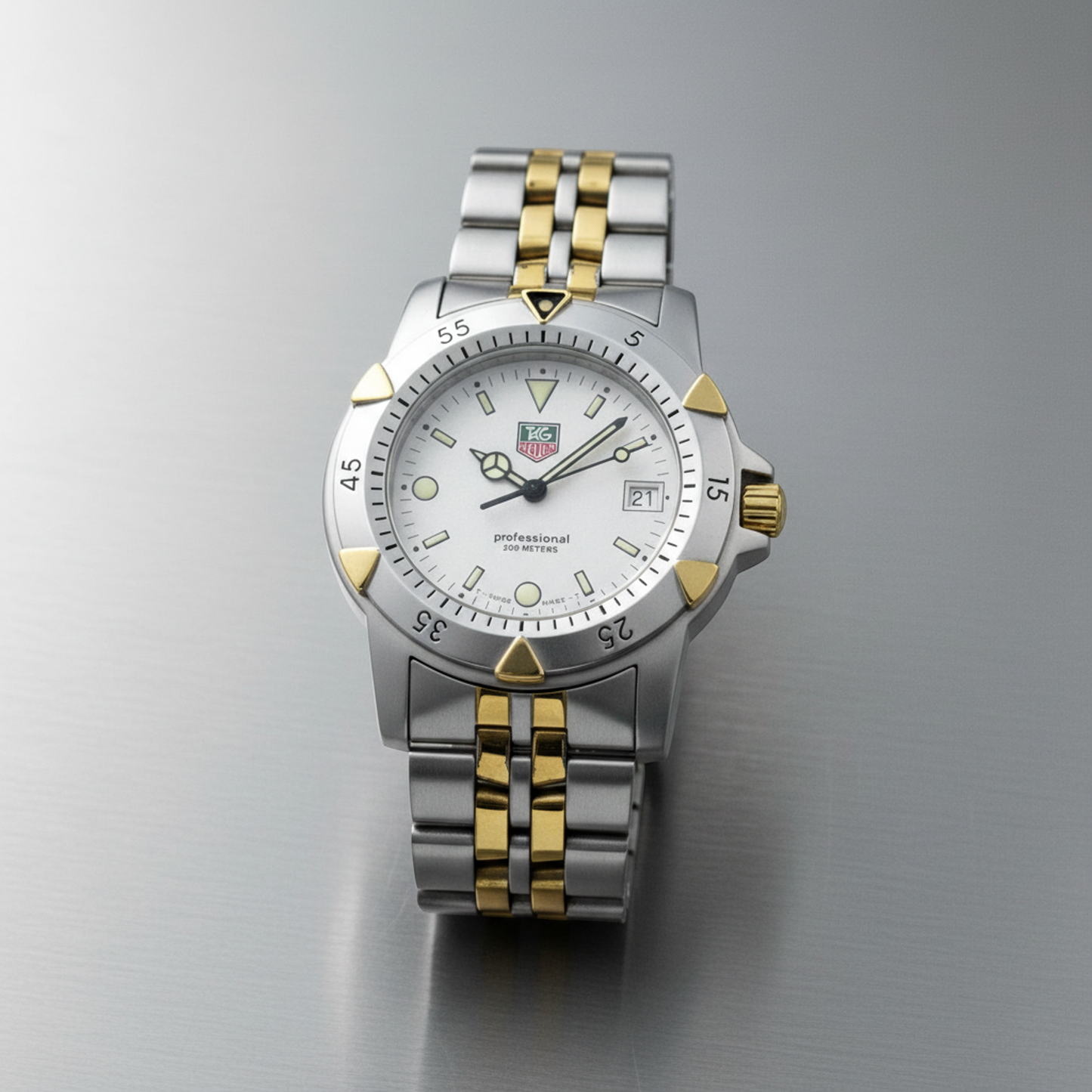 TAG HEUER 1500 Professional Gold Plated Steel Quartz Mens Watch 955.706G