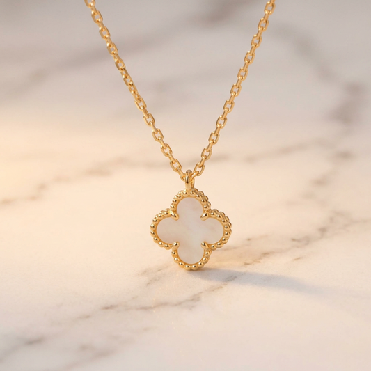 Van Cleef & Arpels Sweet Alhambra Yellow Gold (18K) Mother Of Pearl Men,Women Fashion Pendant Necklace (Gold)