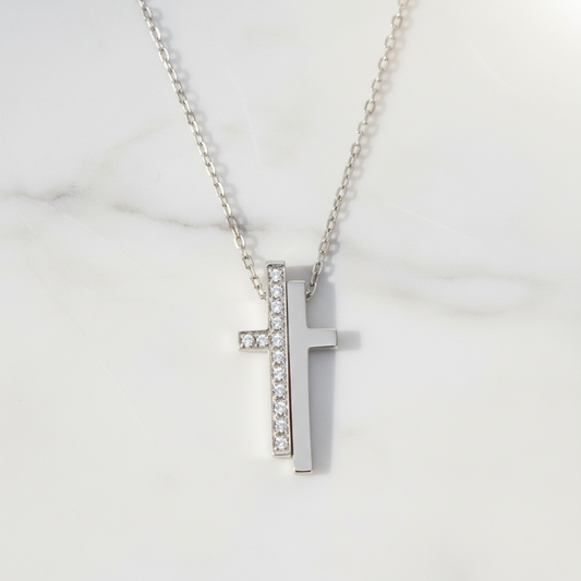 Gucci Separate Diamond Necklace White Gold (18K) Diamond Men,Women Fashion Necklace (Silver)