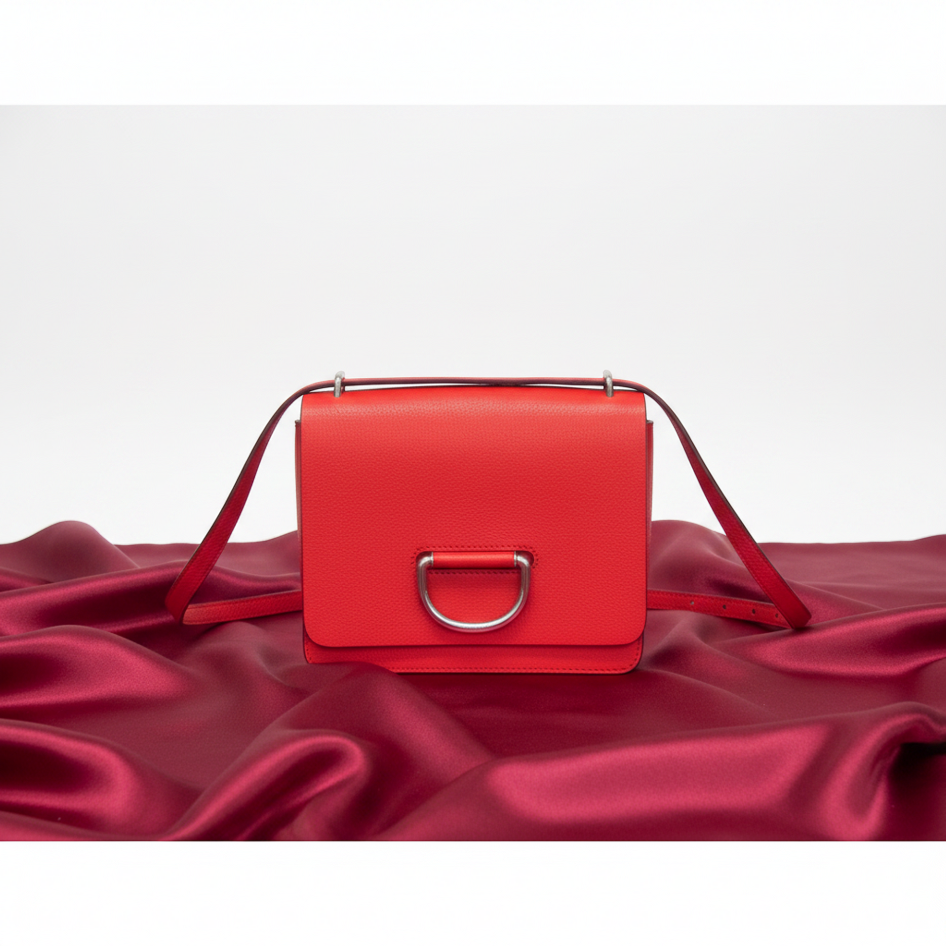 Burberry D-ring Women's Leather Shoulder Bag Red Color