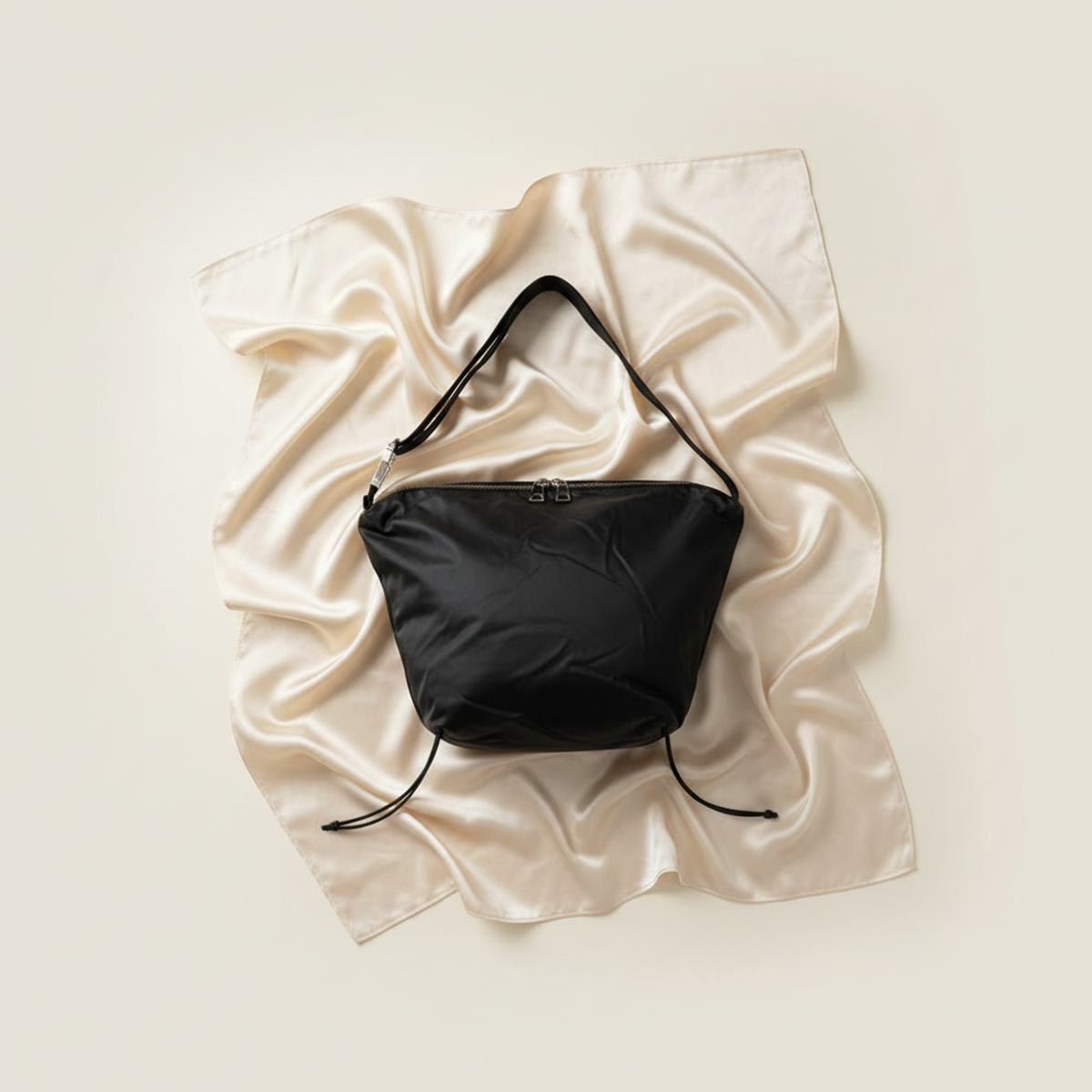 Bottega Veneta One-shoulder Bag 658754 Men,Women Leather Shoulder Bag Black