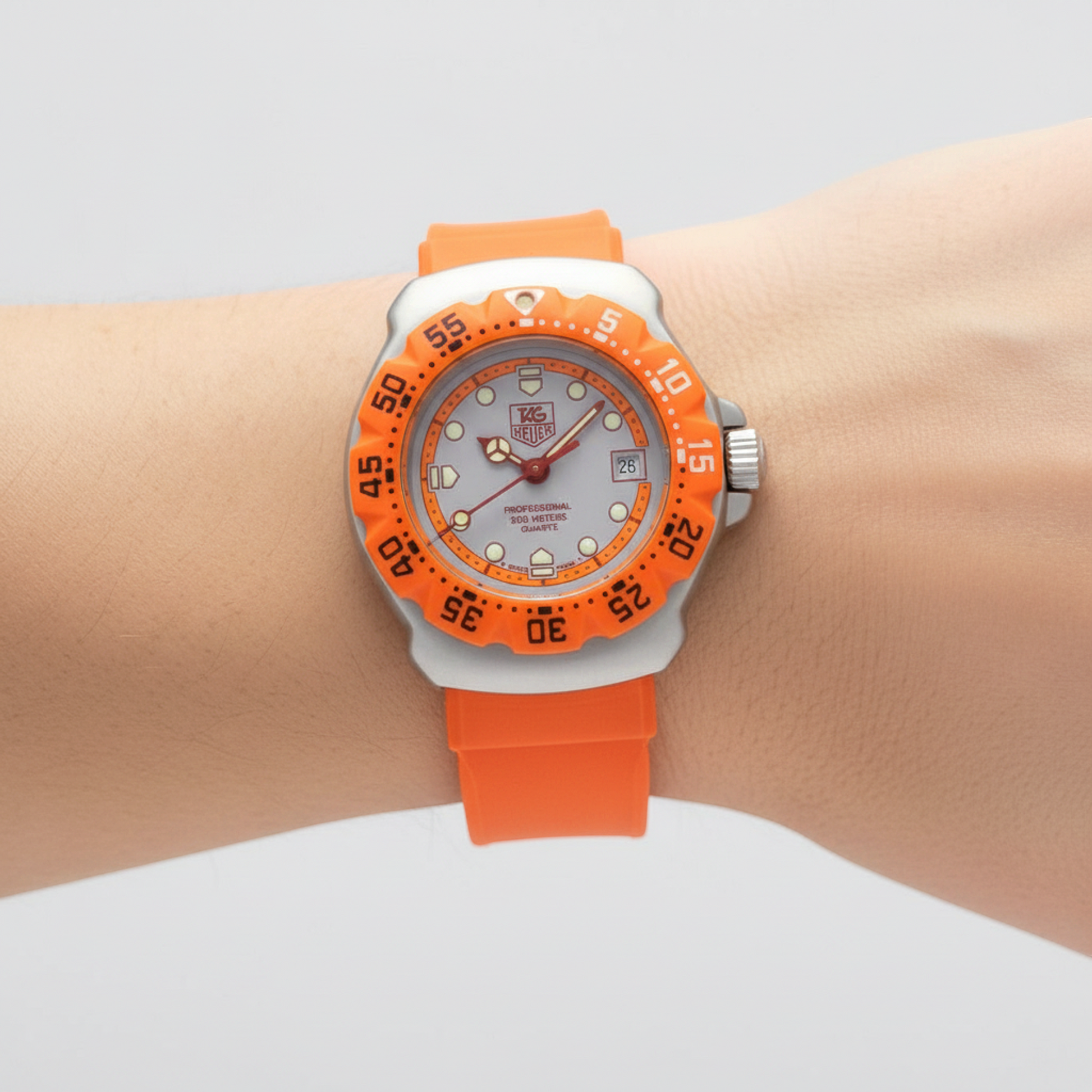 TAG HEUER Formula 1 Stainless Steel Quartz Ladies Watch 373.508
