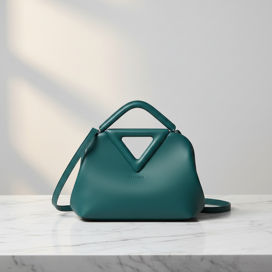 Bottega Veneta Point Small Men,Women Leather Handbag,Shoulder Bag Green