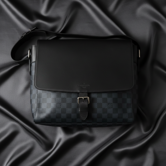 Louis Vuitton Damier Cobalt Newport Messenger MM N41585 Men's Messenger Bag,Shoulder Bag Black,Navy