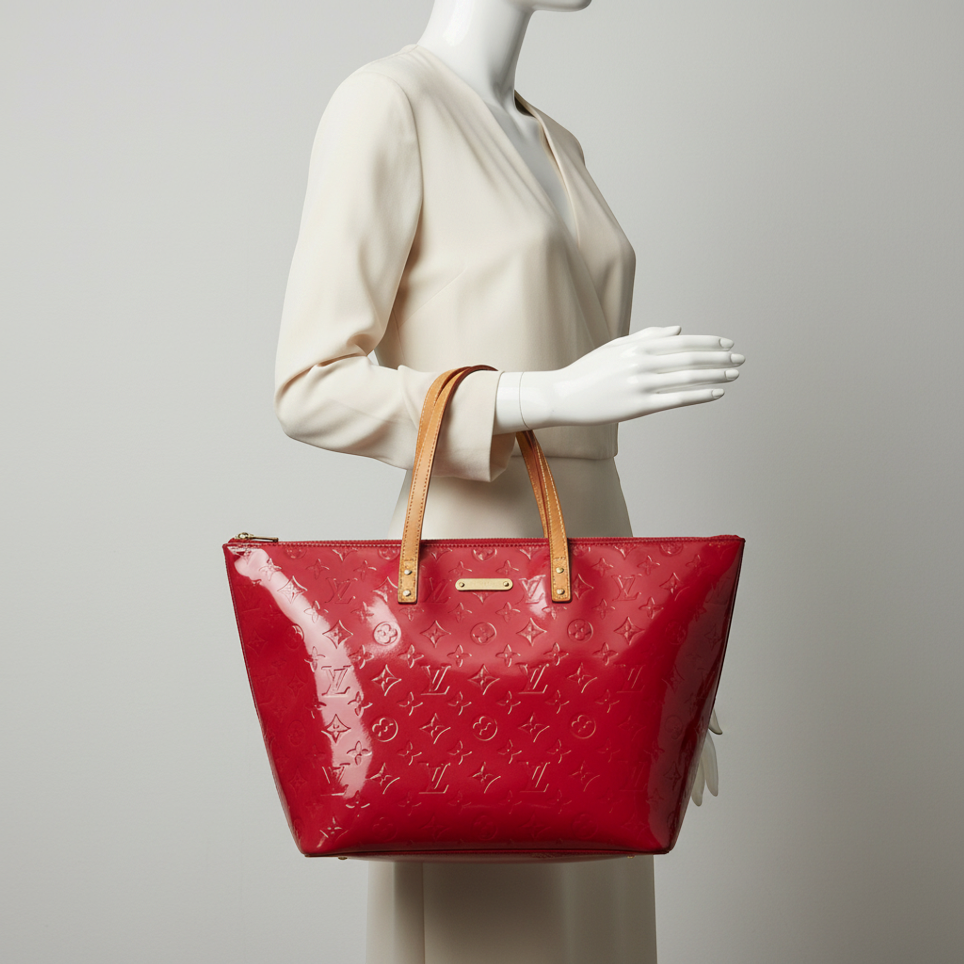 Louis Vuitton Monogram Vernis Bellevue GM M93587 Women's Shoulder Bag Pomme D'amour