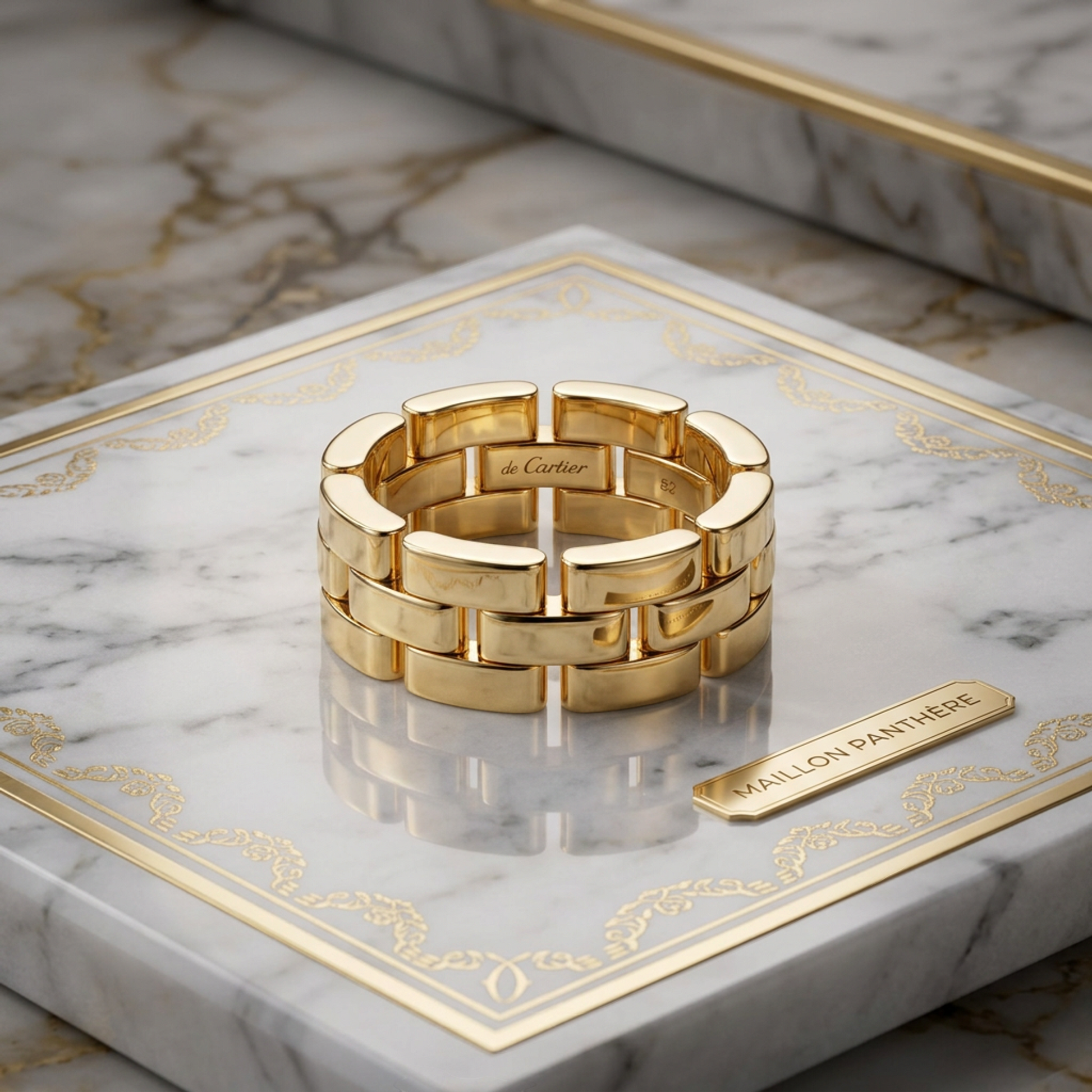Cartier Maillon Panthère Ring Yellow Gold (18K) Fashion No Stone Band Ring Gold