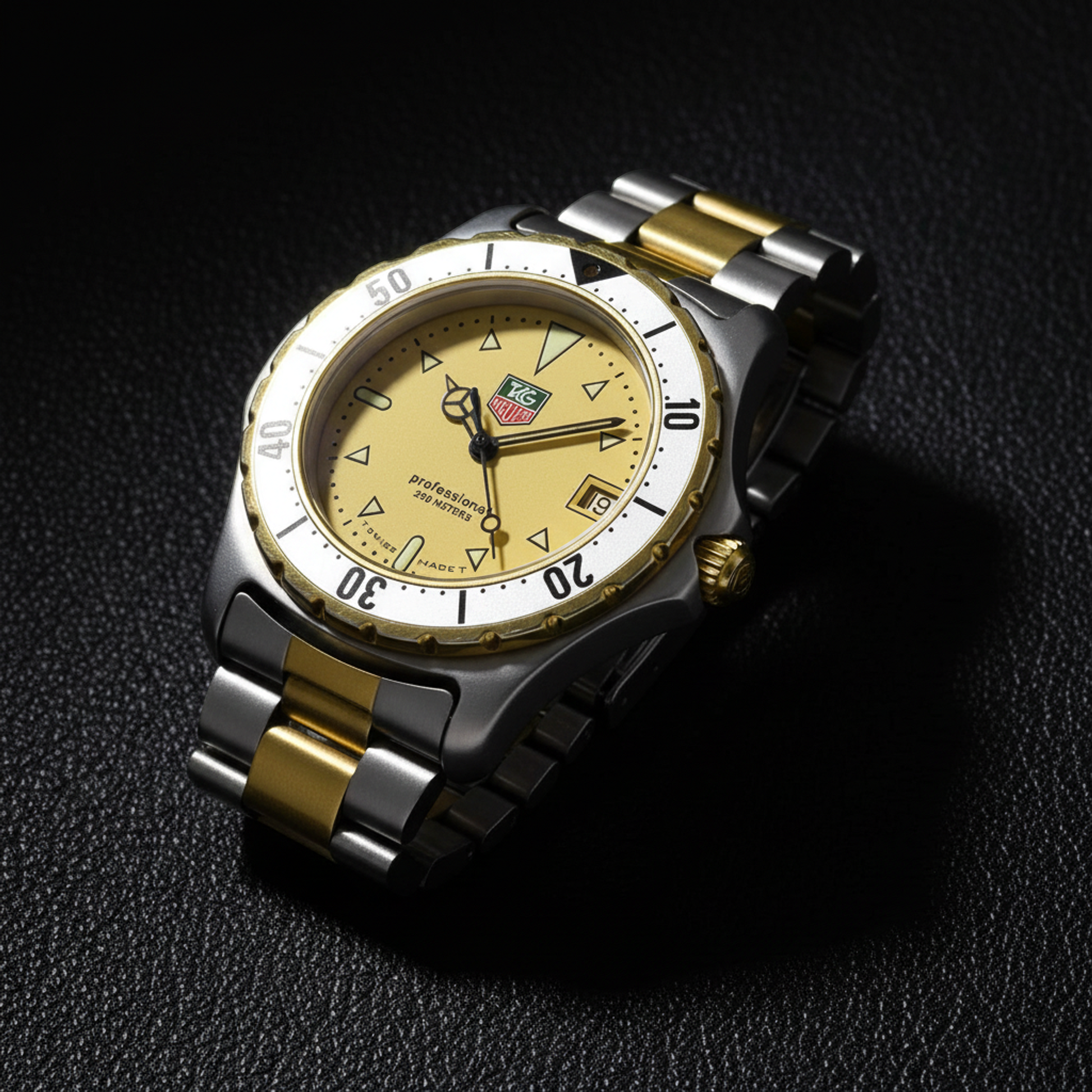 TAG HEUER 2000 Professional Gold Plated Steel Quartz Mens Watch 974.006R
