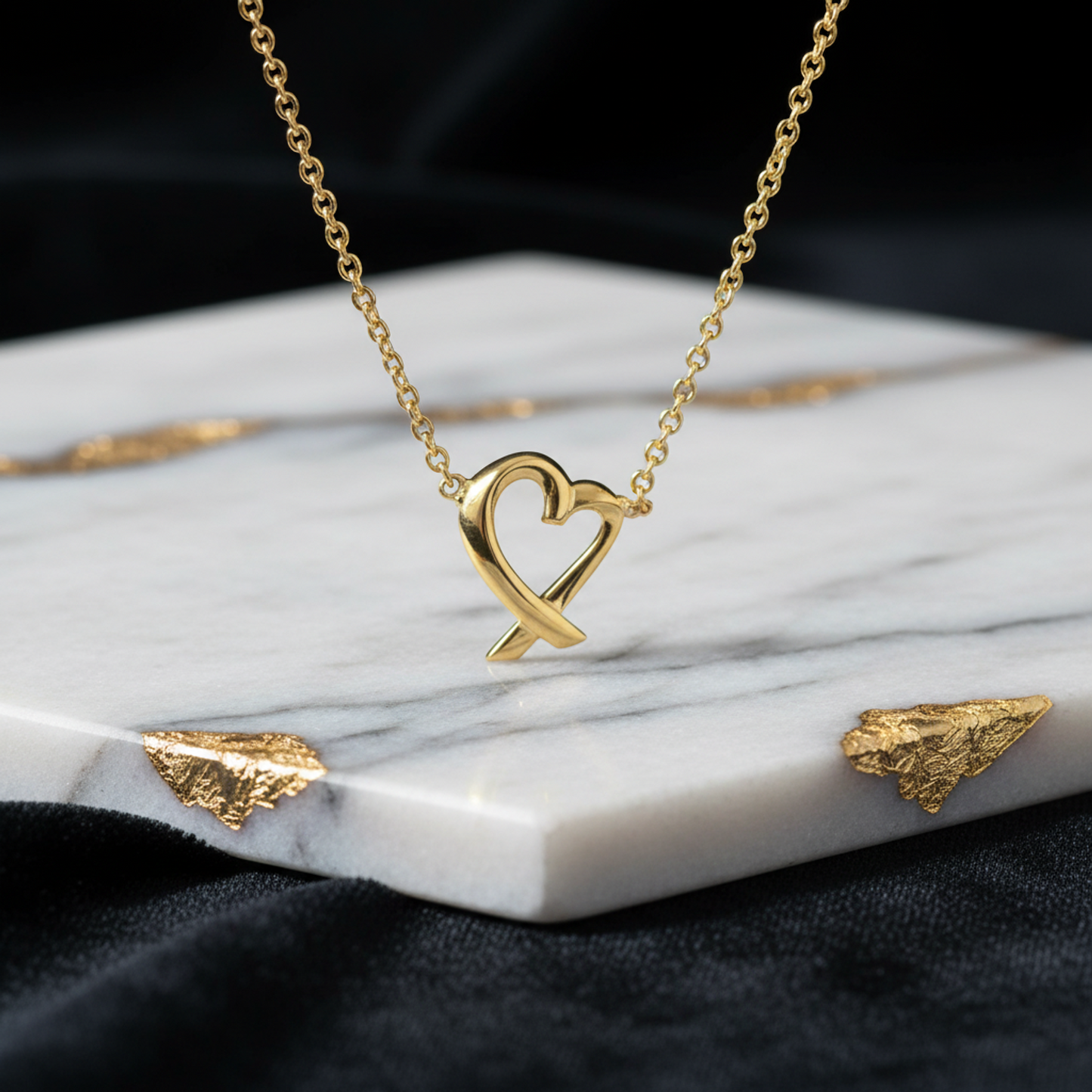 Tiffany Loving Heart Necklace Yellow Gold (18K) No Stone Men,Women Fashion Necklace (Gold)