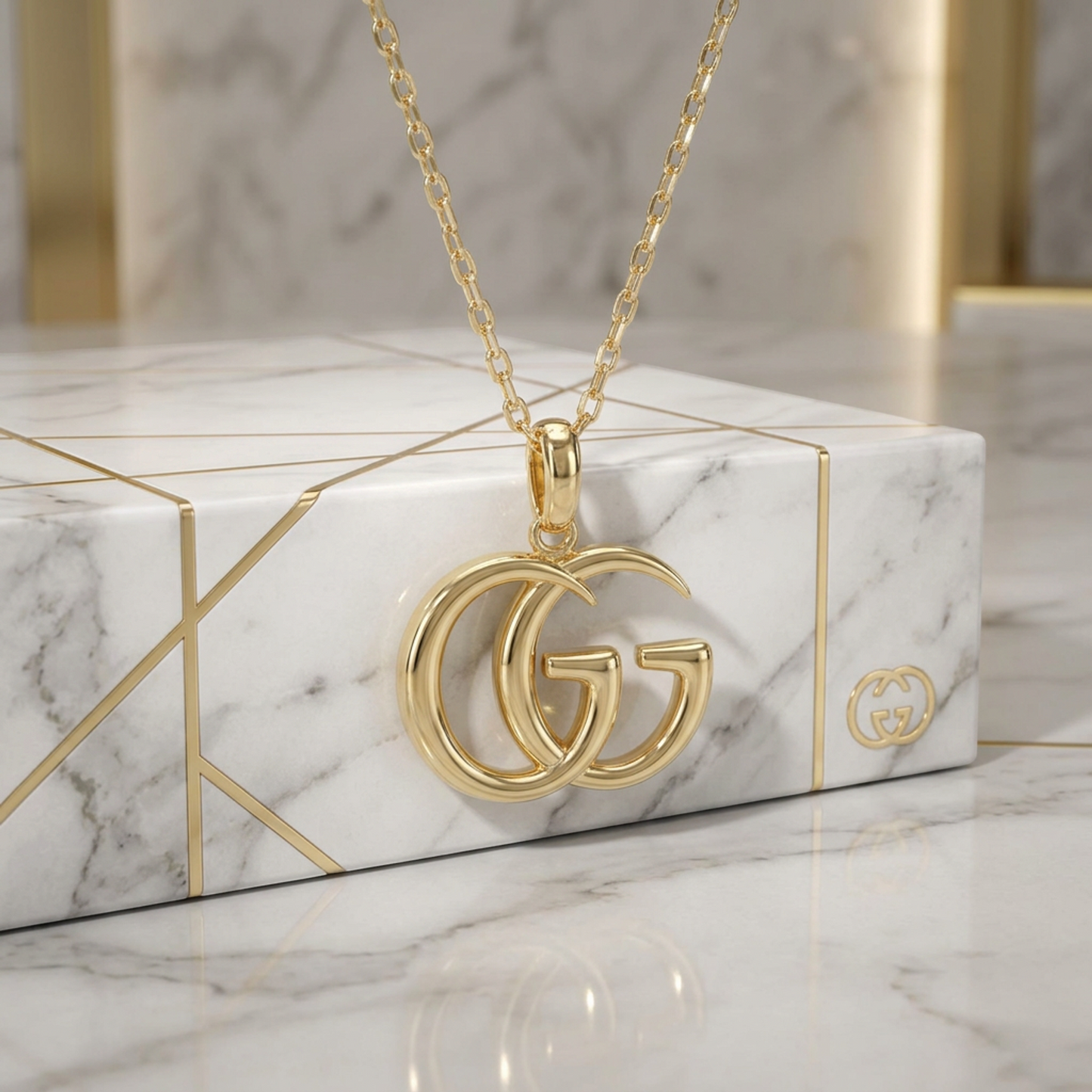 Gucci Double GG Necklace Yellow Gold (18K) No Stone Men,Women Fashion Necklace (Gold)