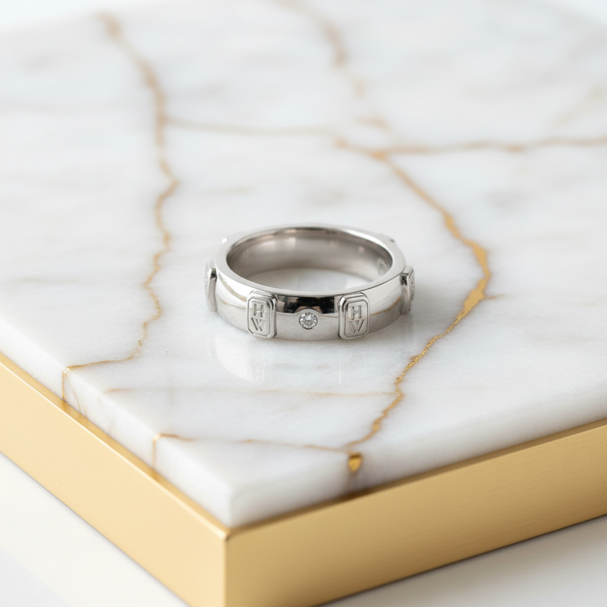 Harry Winston HW Logo Band Ring White Gold (18K) Fashion Diamond Band Ring Silver