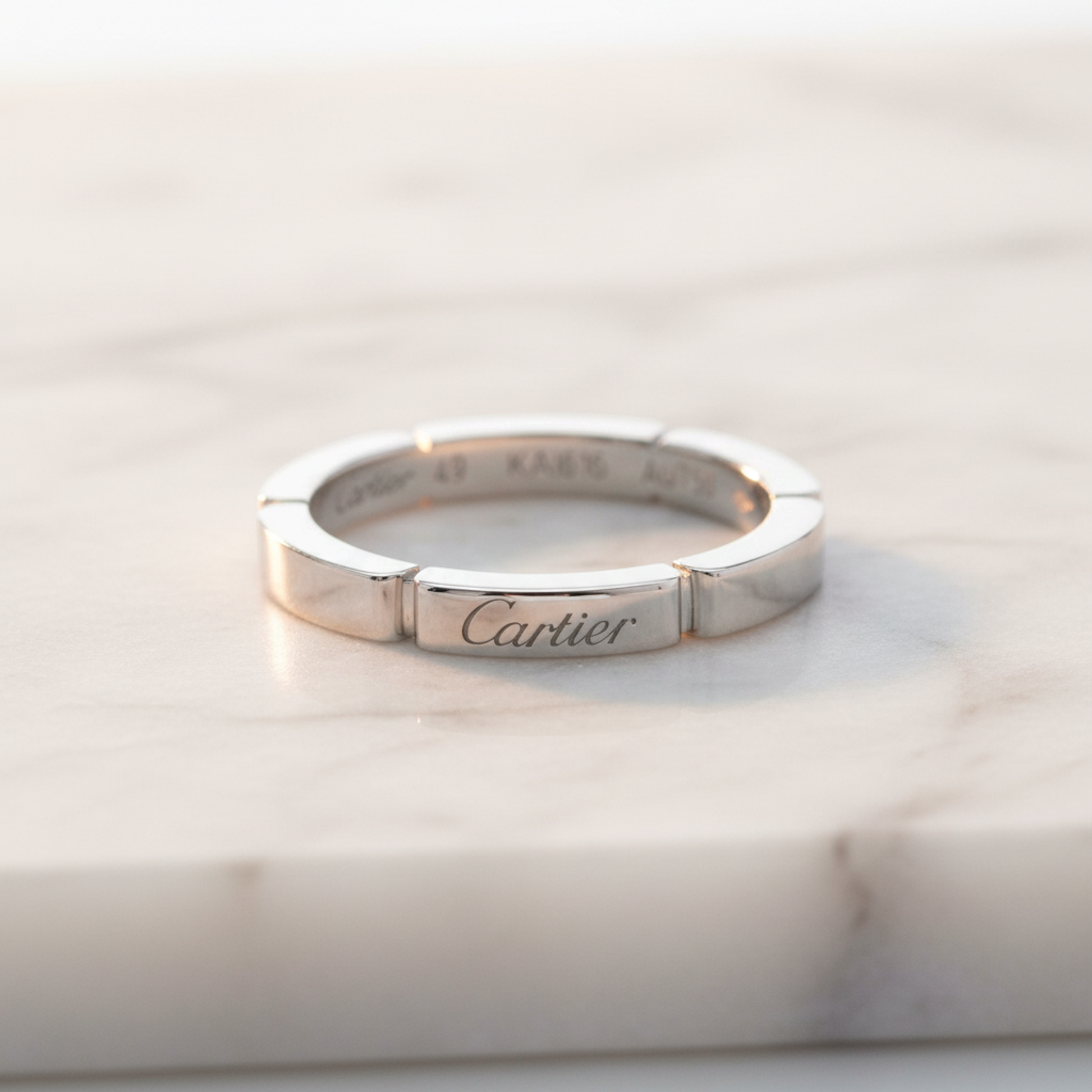 Cartier Maillon Panthère Ring White Gold (18K) Fashion No Stone Band Ring Silver