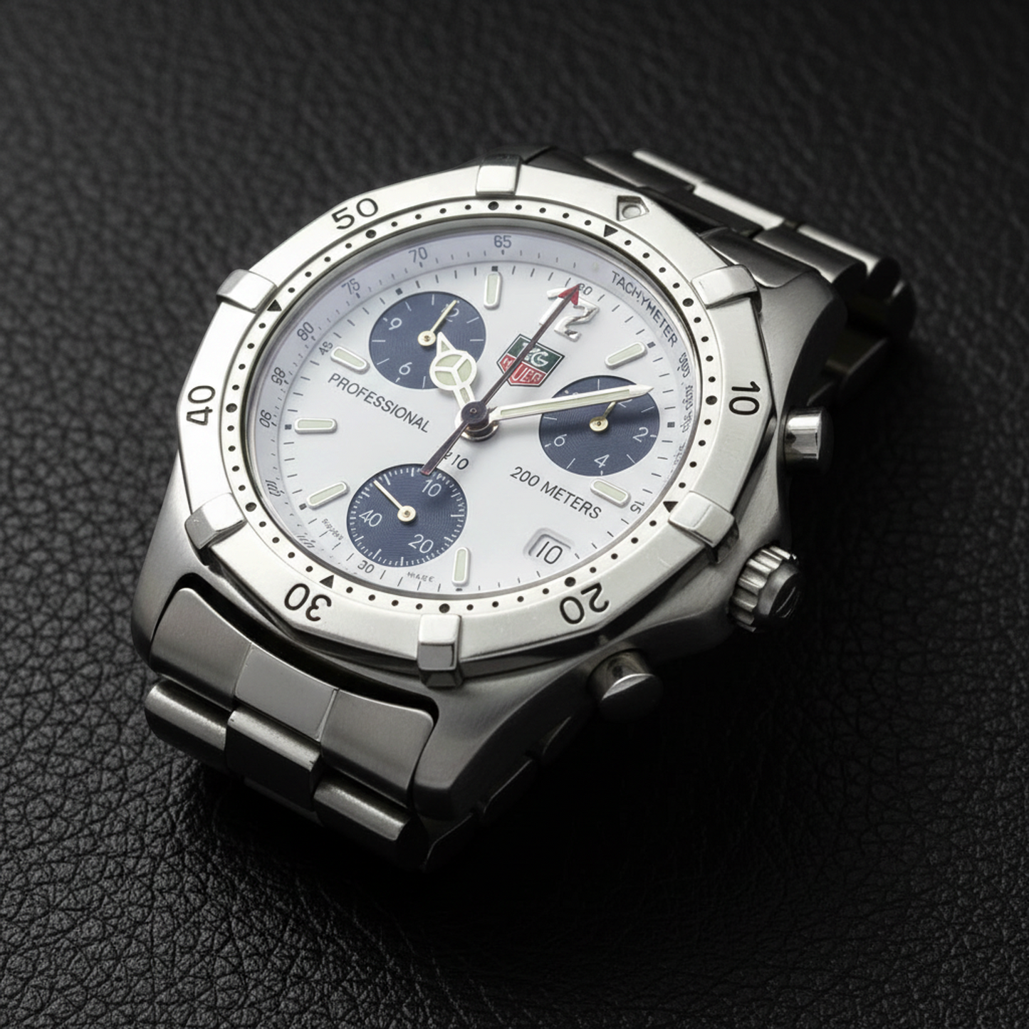 TAG HEUER 2000 Classic Professional Chronograph Watch CK1111 Polished