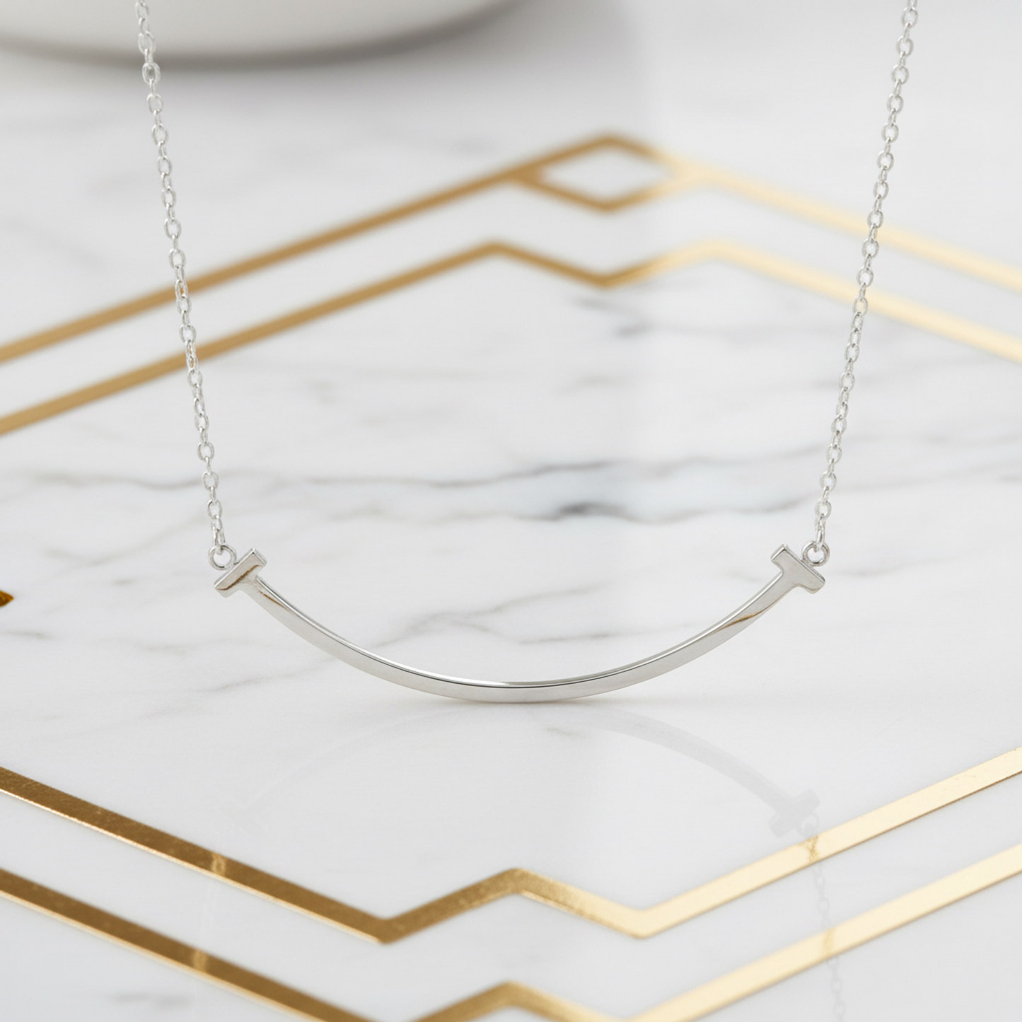 Tiffany Tiffany T Smile Small Size Necklace White Gold (18K) No Stone Men,Women Fashion Necklace (Silver)