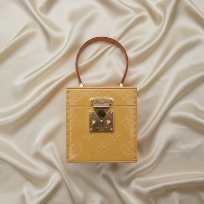 Louis Vuitton Vernis Bleecker M91002 Women's Handbag,Wash Bag Yellow