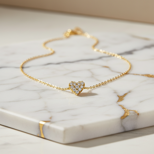 AHKAH Heart Pave Diamond Necklace Yellow Gold (18K) Diamond Women,Men Fashion Pendant Necklace (Gold)