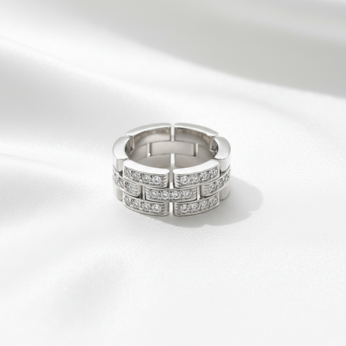 Cartier Maillon Panthère Ring With Diamonds White Gold (18K) Fashion Diamond Band Ring Silver