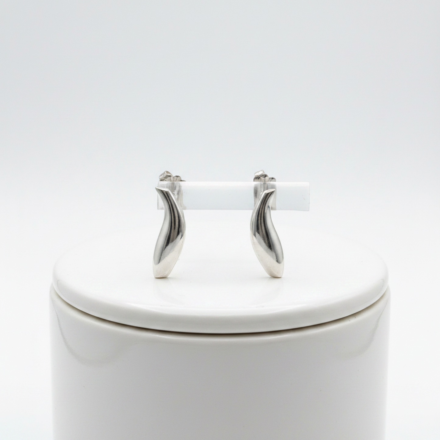 Tiffany Frank Gehry Fish Earrings No Stone Silver 925 Stud Earrings Silver