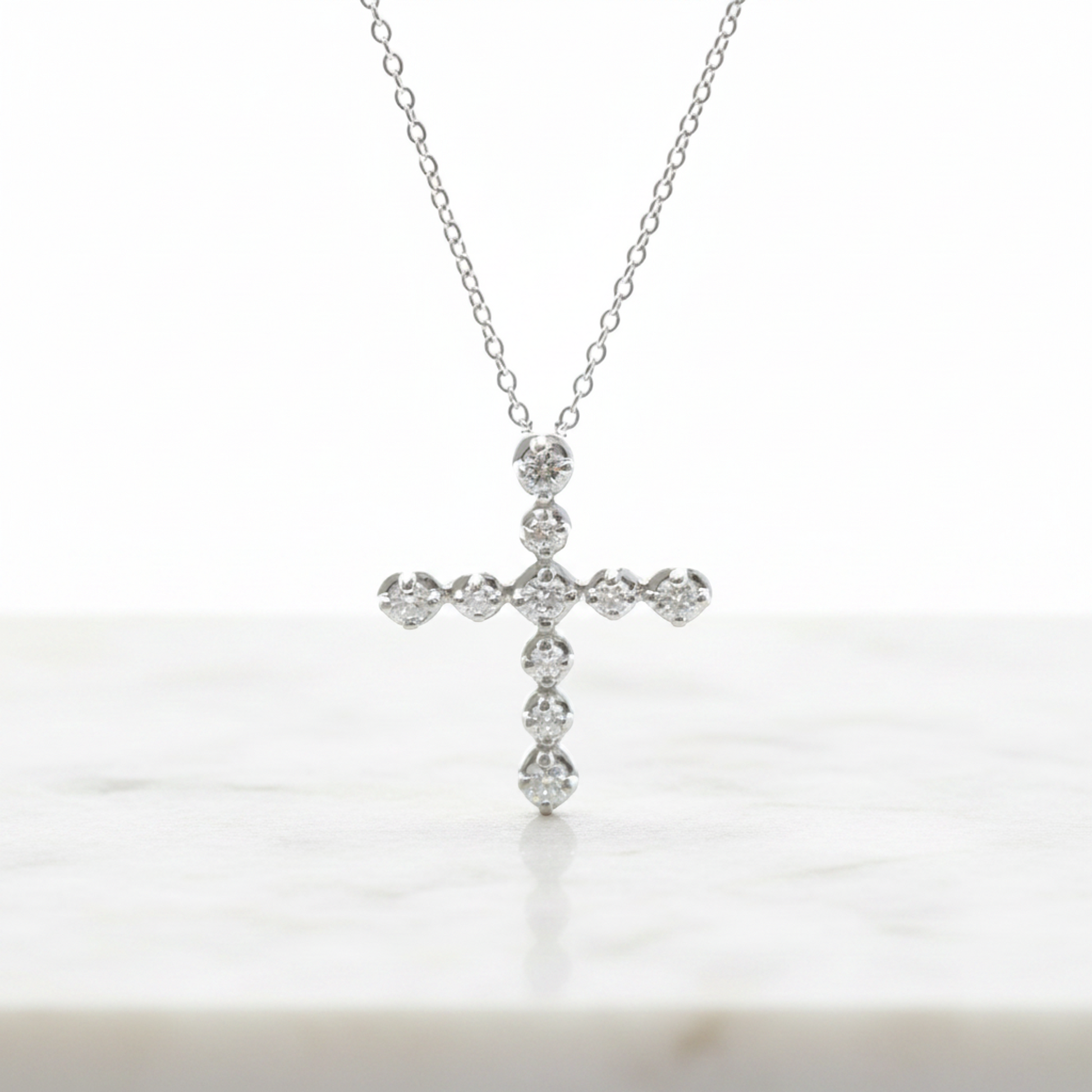 Tiffany Tenderness Diamond Necklace White Gold (18K) Diamond Men,Women Fashion Necklace (Silver)