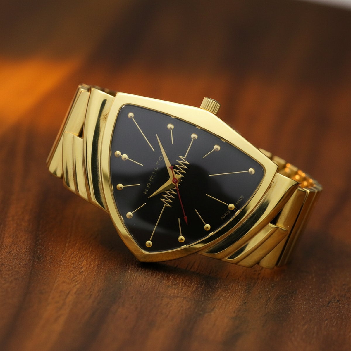 HAMILTON Ventura Gold Plated Quartz Mens Watch H244710